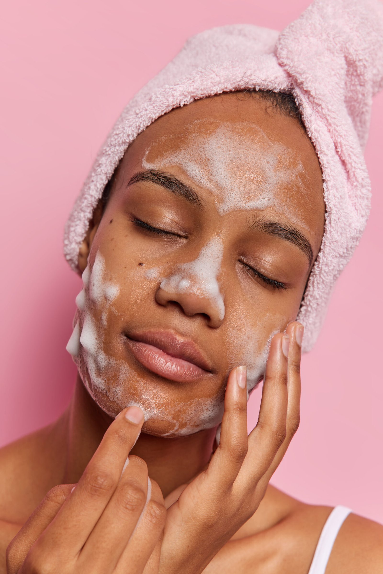 CLEANSING PRODUCTS FOR DIFFERENT TYPES OF SKINS